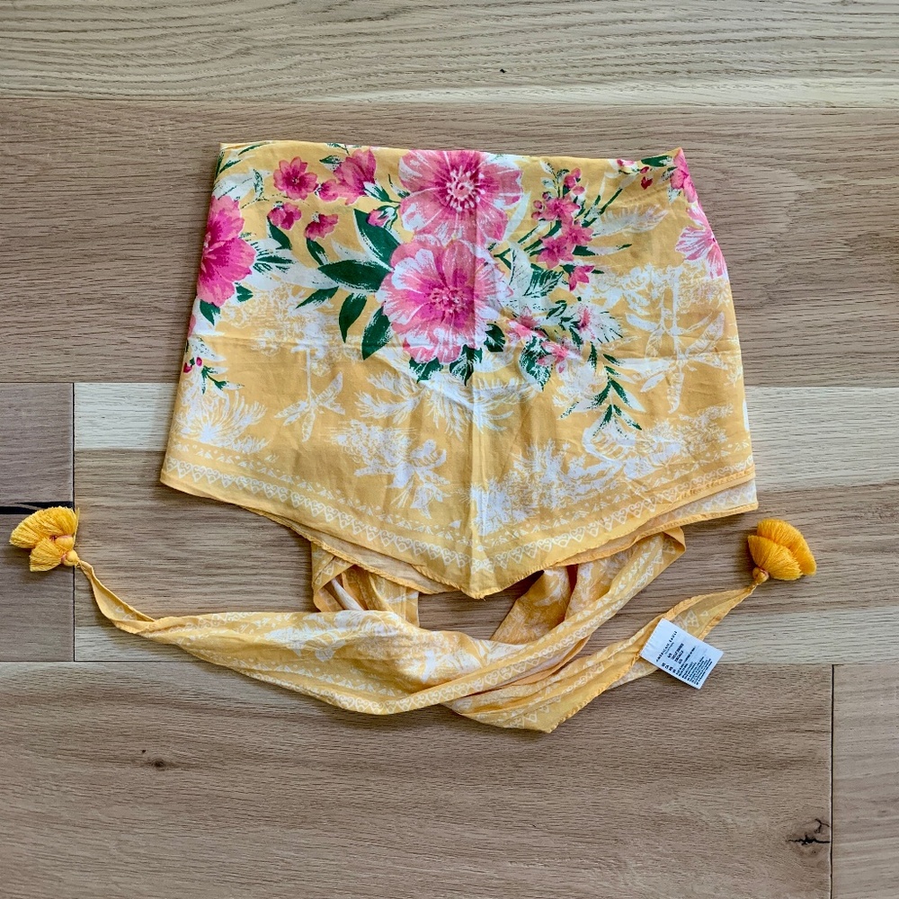 AEO Tropical Bandana Top
